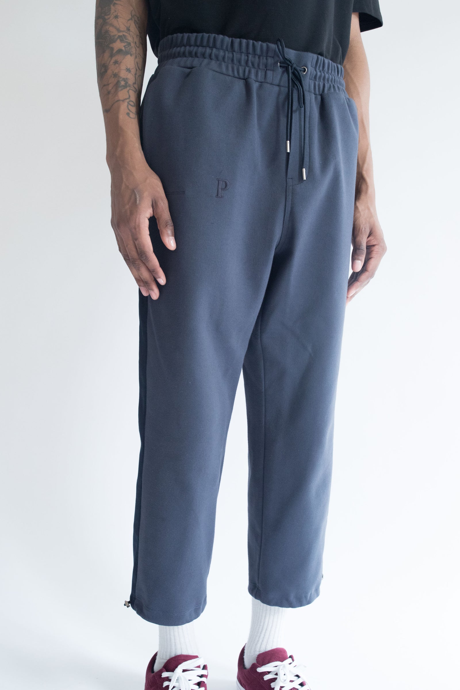 Grosgrain Bungee Pant in Navy with Navy Details – Sans Permis
