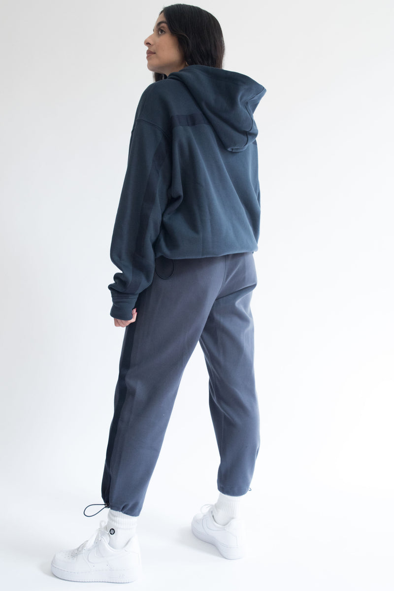 Grosgrain Bungee Pant in Navy with Navy Details