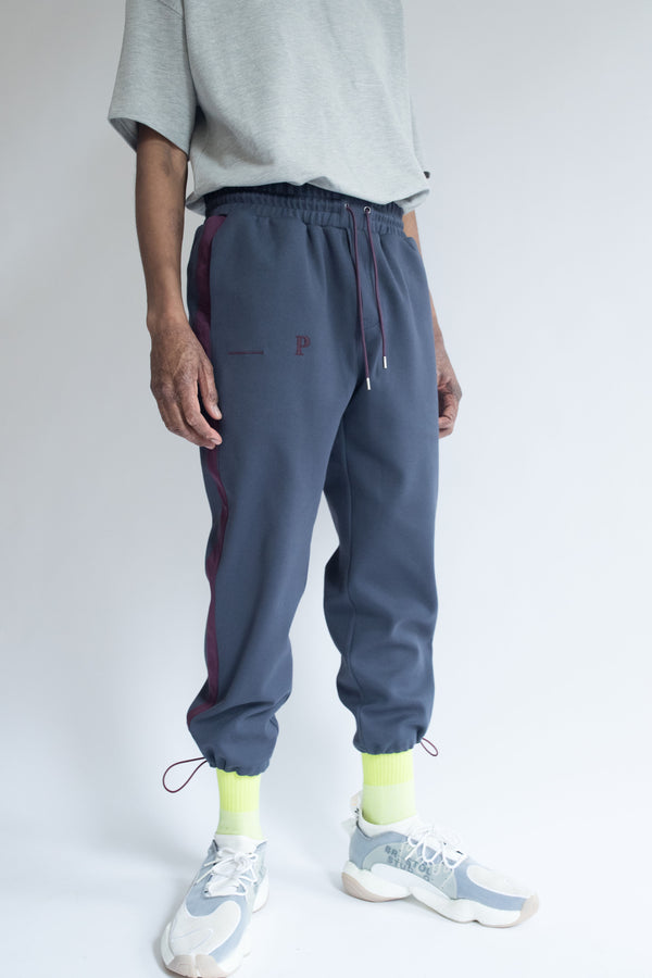 Grosgrain Bungee Pant in Navy with Wine Details